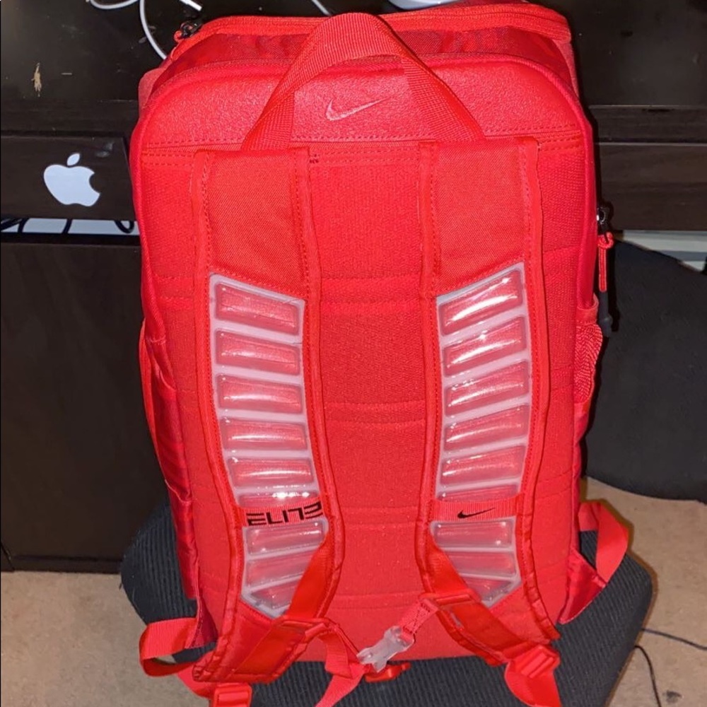 Backpack - Picture 2 of 3